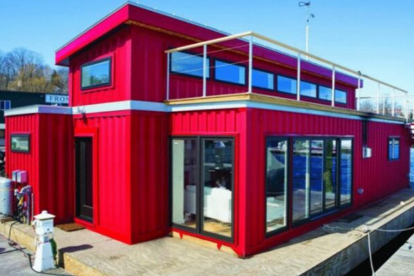 Ways to use a shipping container: Houseboat